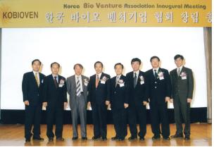 2000년 7월 14일 한국바이오벤처협회 창립총회를 열고 공식 출범했다.