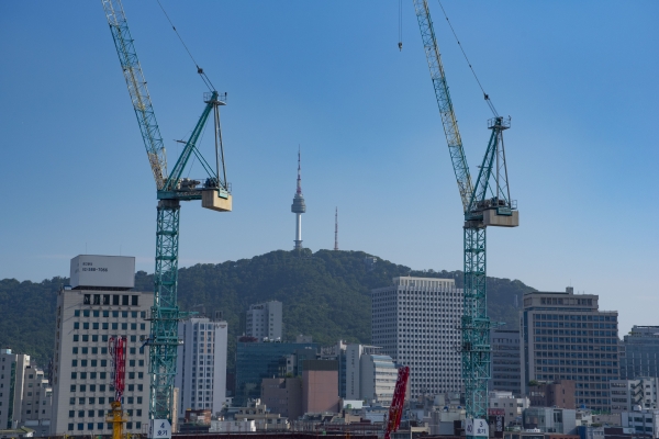 한국건설산업연구원은 2일 “7월 건설기업 경기실사지수(CBSI)가 전월 대비 7.9p 하락한 92.9를 기록했다”고 발표했다.