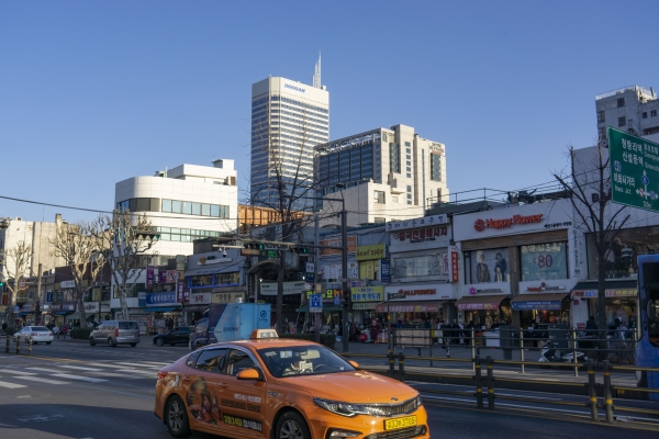 서울시는 실질적인 기사 운송수입 증가, 택시 공급확대 효과를 위해 요금인상 논의가 필요하다는 입장이다. 사진=이코노미21